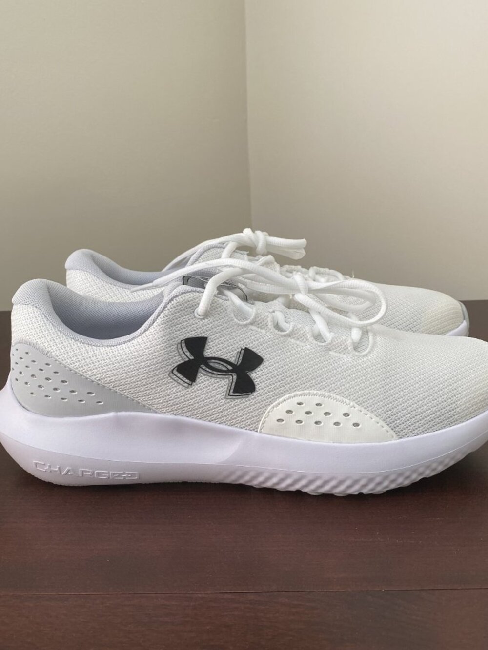 Under Armour Charged Surge 4 Running Shoes NIB - Picture 9 of 15